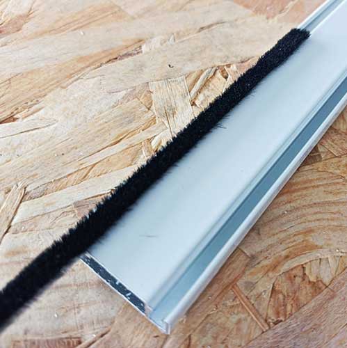 joint brosse