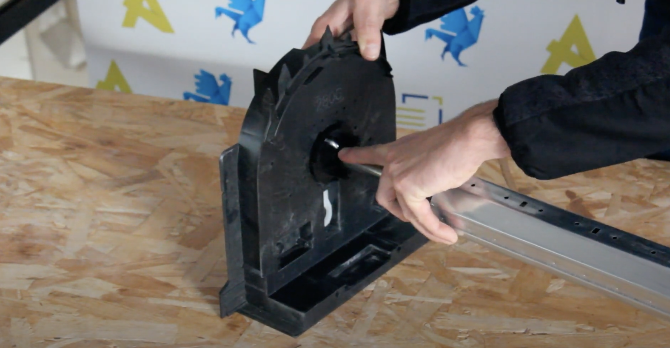 tete moteur clic volet