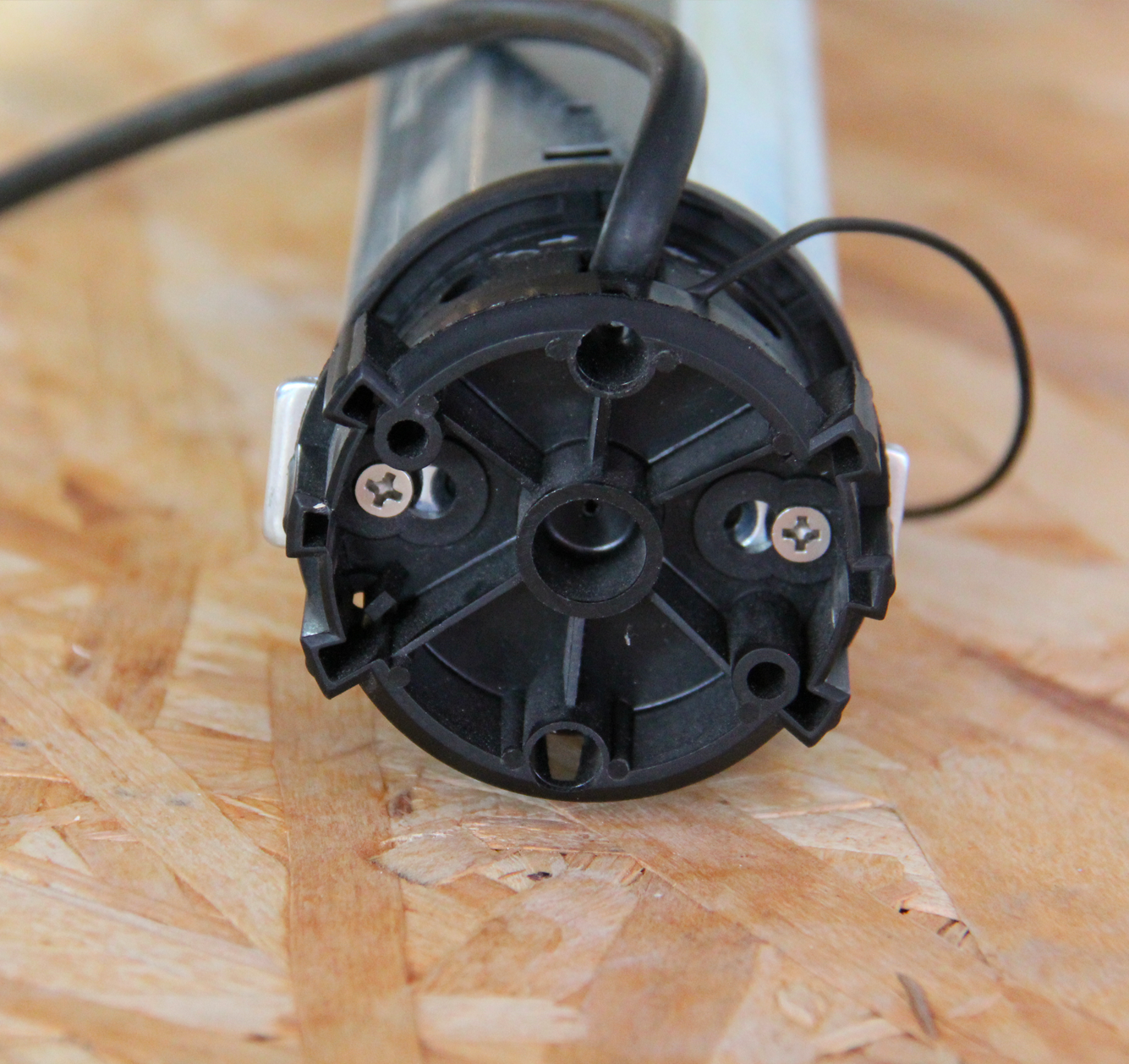 vis tete moteur de volet