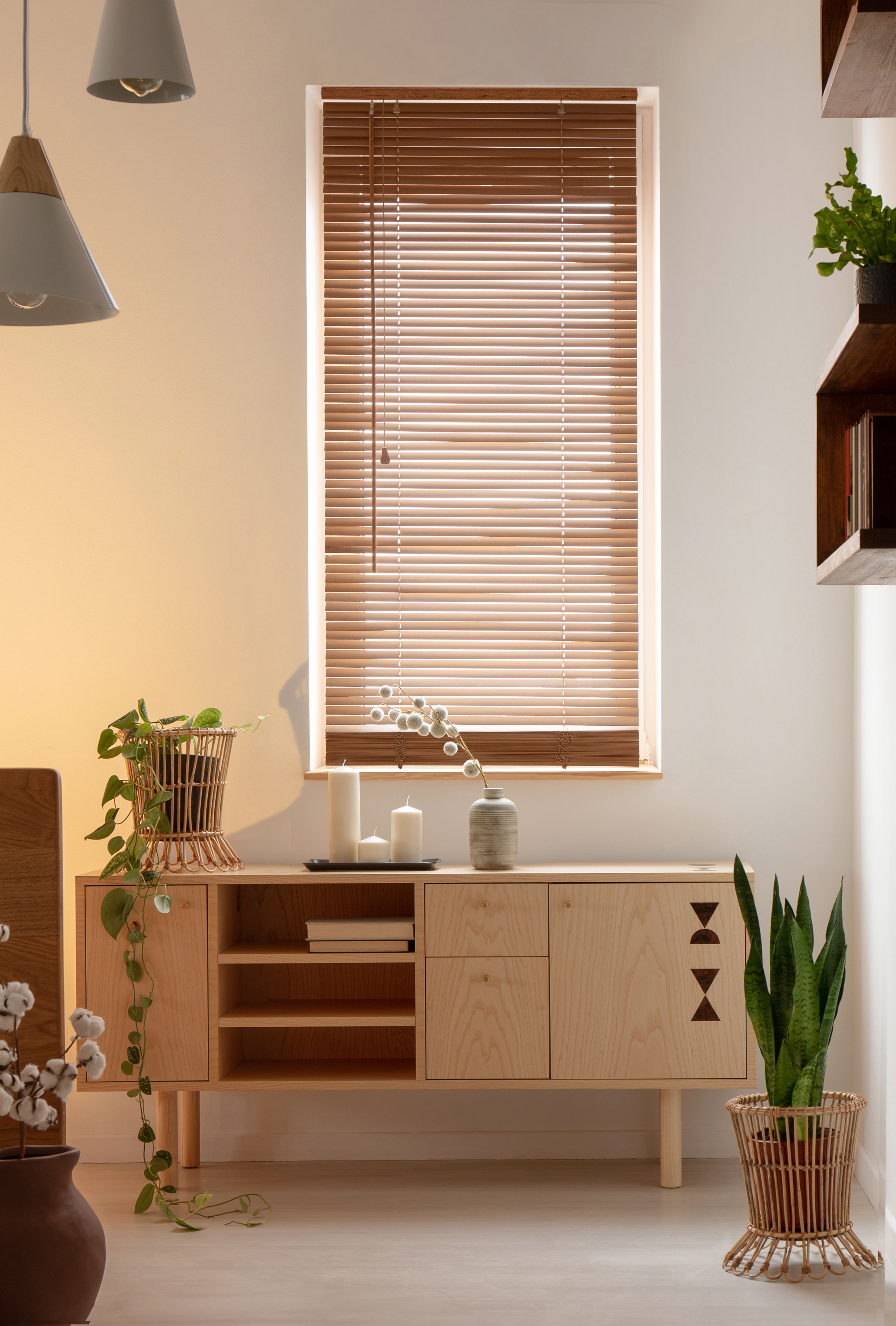 store lamelles bois 25